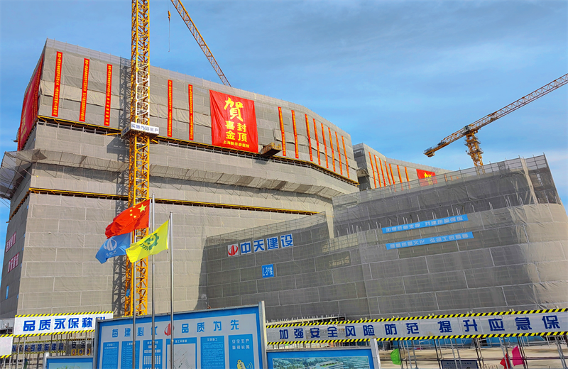 2024年10月30日，PA视讯三建上海新华泰医院项目主体封顶。